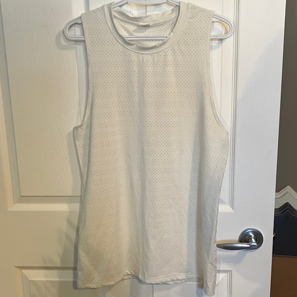 Zyia white/cream perforated tank